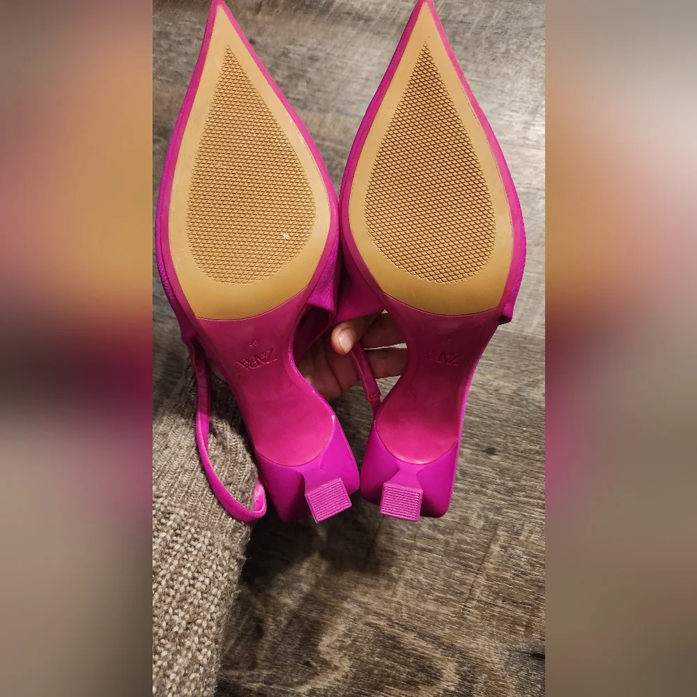 Zara Pink Heels - Picture 3 of 4